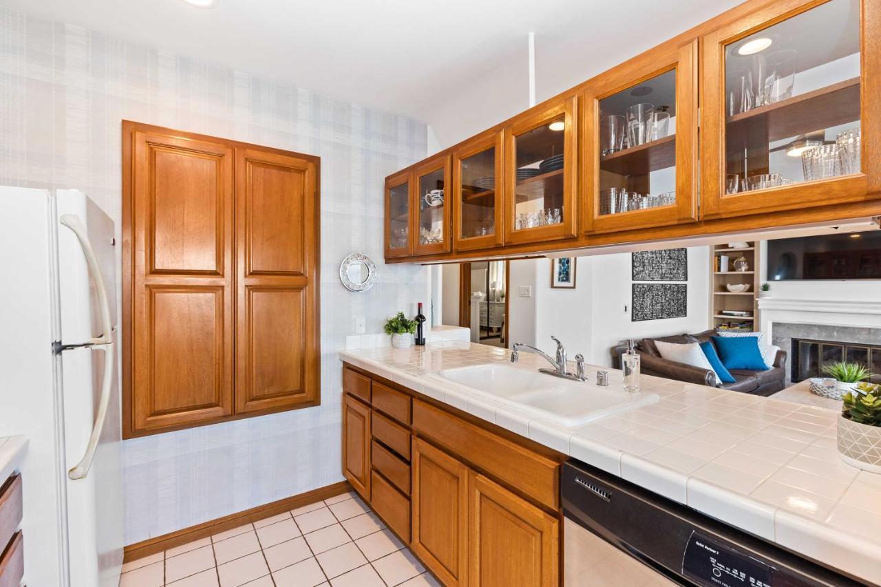 Premium Ocean Corner Unit, Fireplace, Golf Cart, 21 Steps From Top 아발론 외부 사진