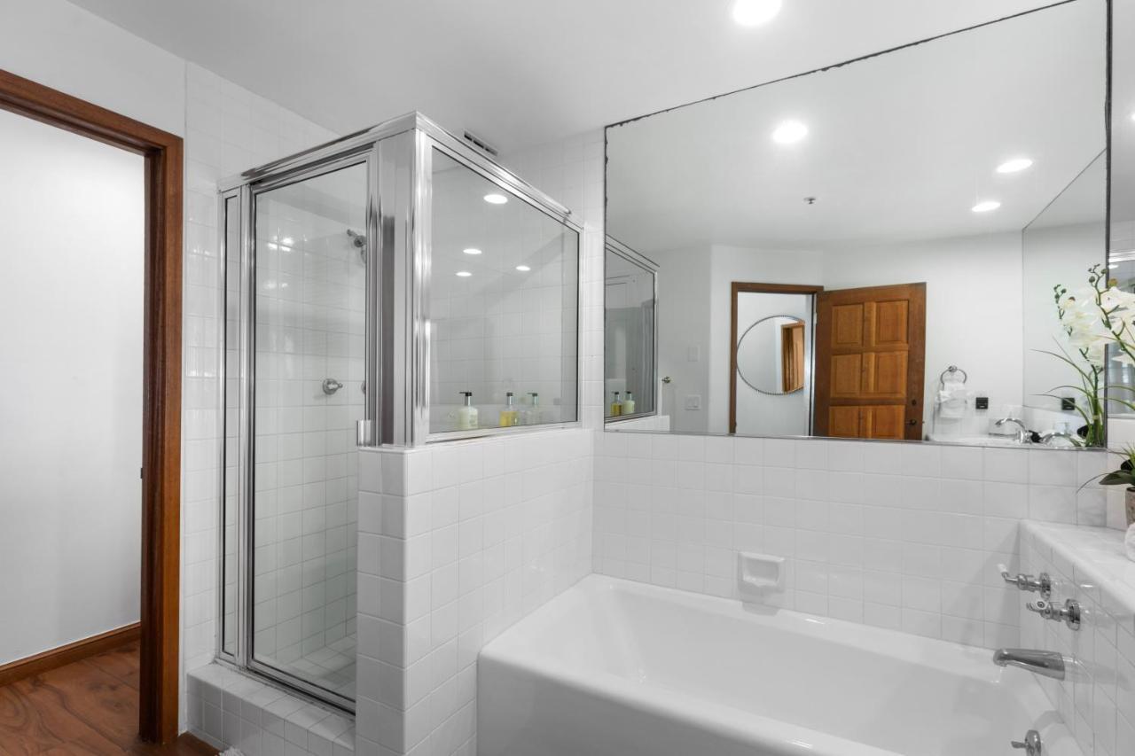 Premium Ocean Corner Unit, Fireplace, Golf Cart, 21 Steps From Top 아발론 외부 사진