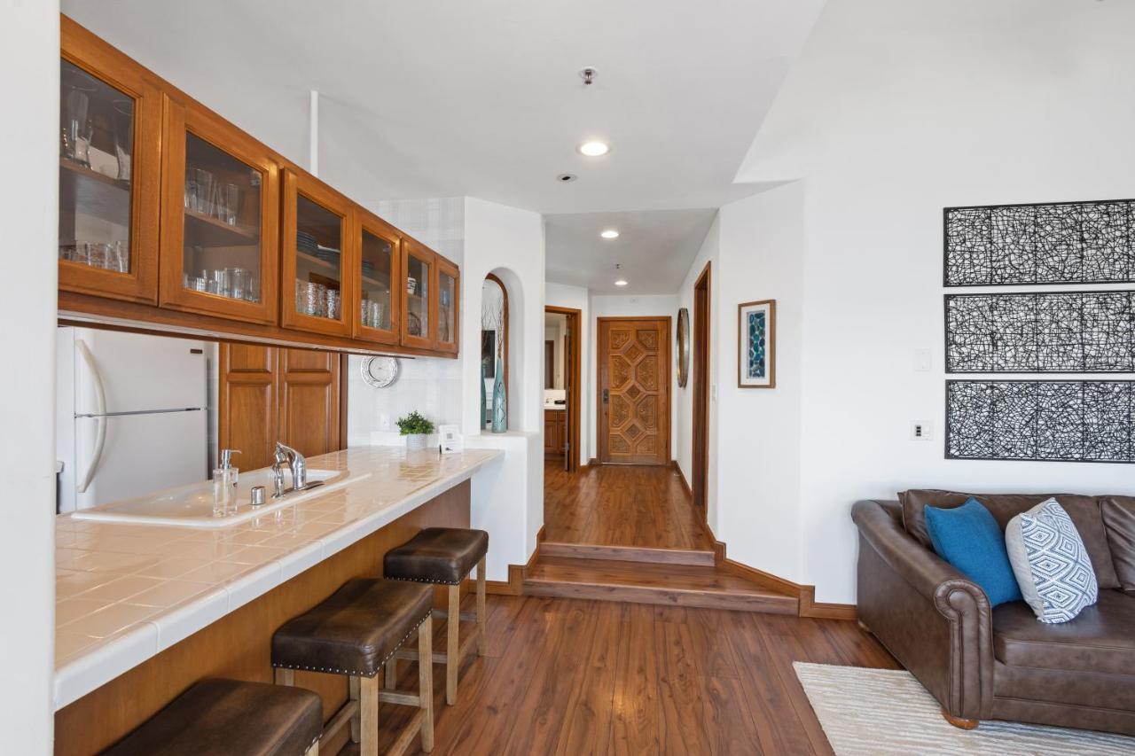 Premium Ocean Corner Unit, Fireplace, Golf Cart, 21 Steps From Top 아발론 외부 사진