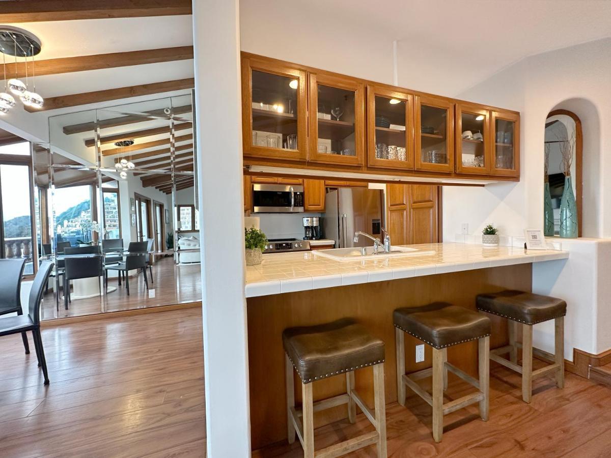 Premium Ocean Corner Unit, Fireplace, Golf Cart, 21 Steps From Top 아발론 외부 사진